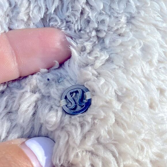 LULULEMON “Oh So Sherpa” Half Zip Hoodie Jacket Sz 8 - Picture 13 of 13